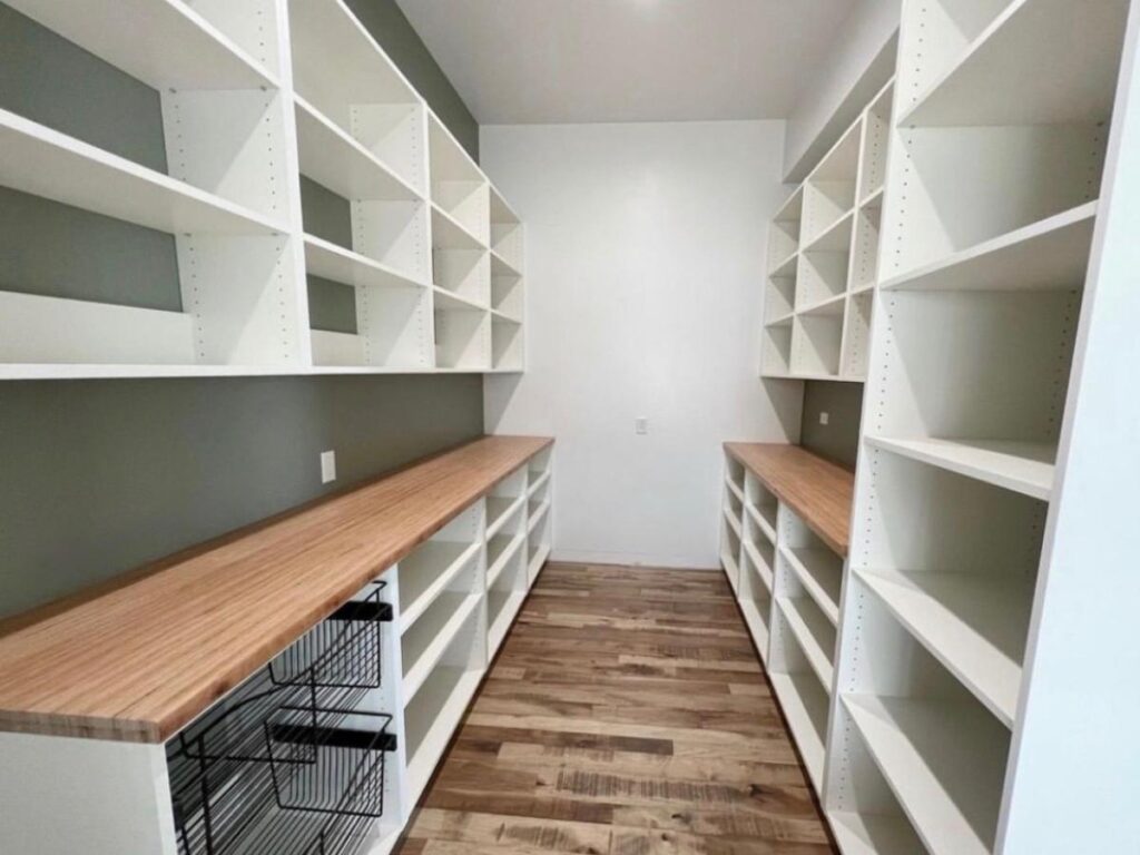 custom pantries services