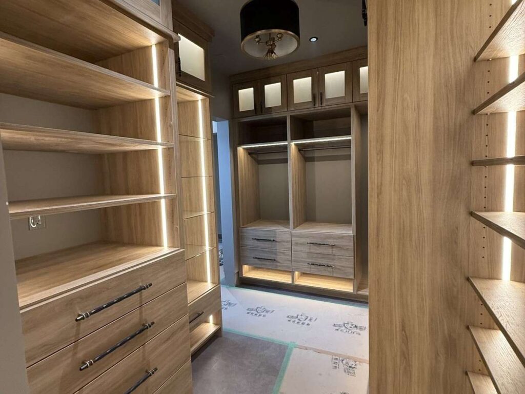 wood custom closet color & finishes idaho falls